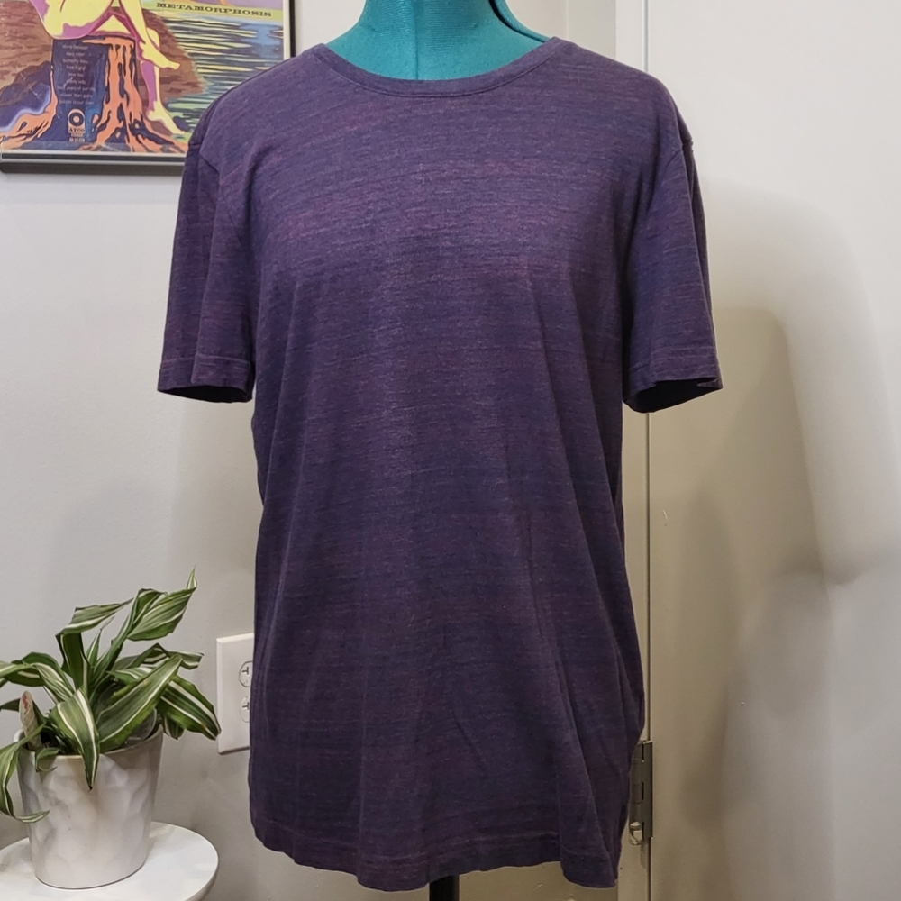 BANANA REPUBLIC Purple Tshirt - Picture 2 of 4